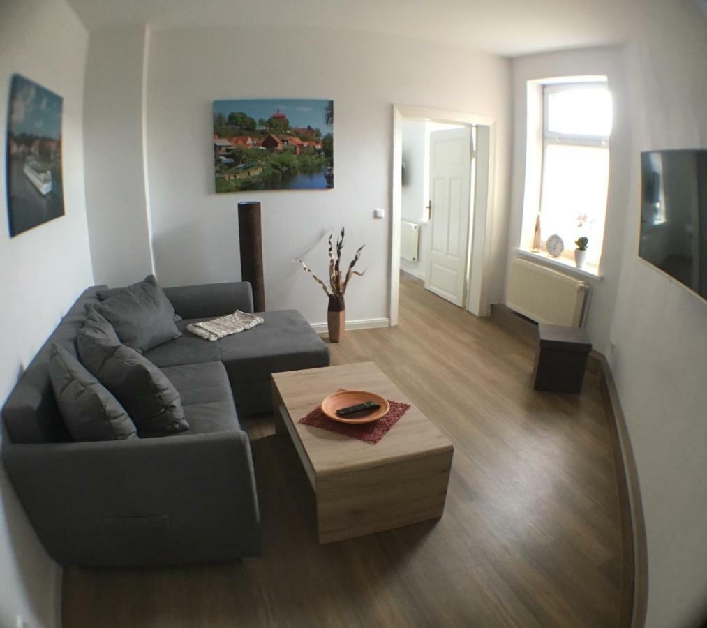 Das Bilderbuchcafe - Ferien - Apartment No 3 - Markt 7 ハーフェルベルク エクステリア 写真
